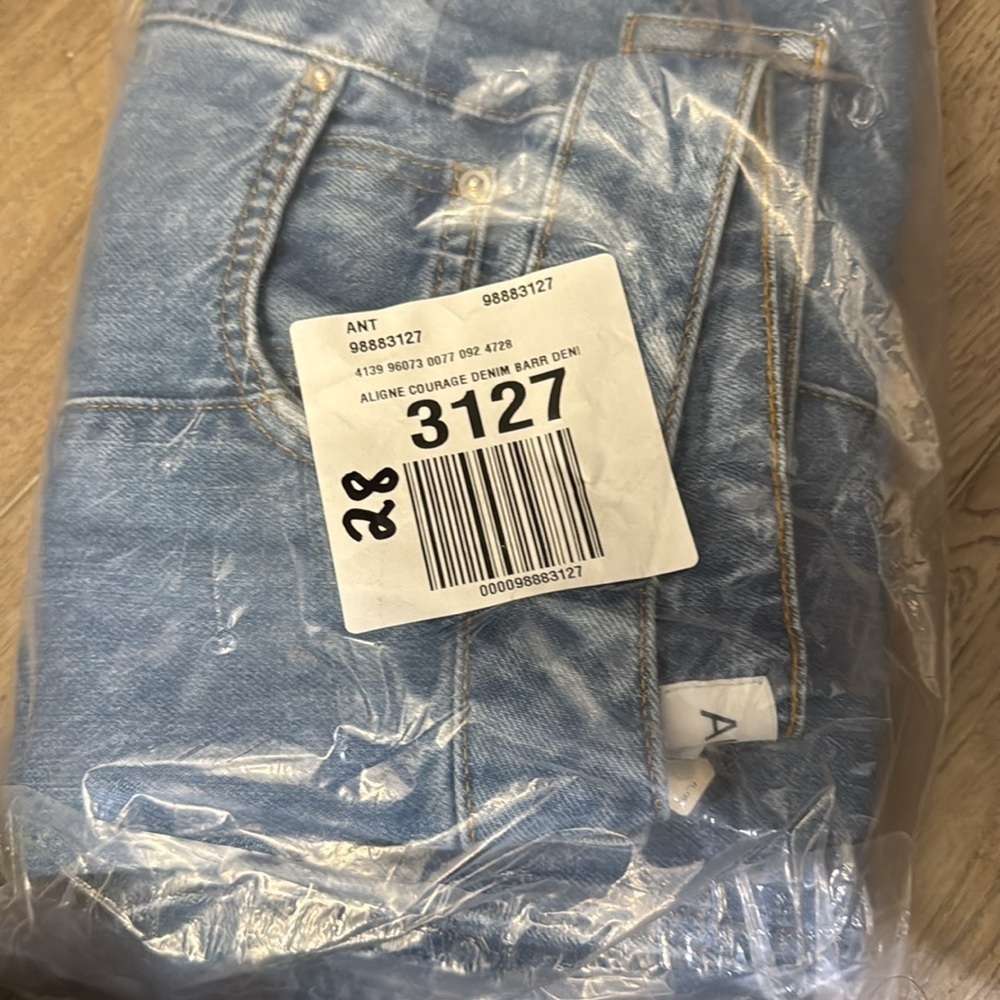 NWT! Anthropologie ALIGNE Courage Mid-Rise Barrel-Leg Jeans 🏠🗝️ - Picture 5 of 6